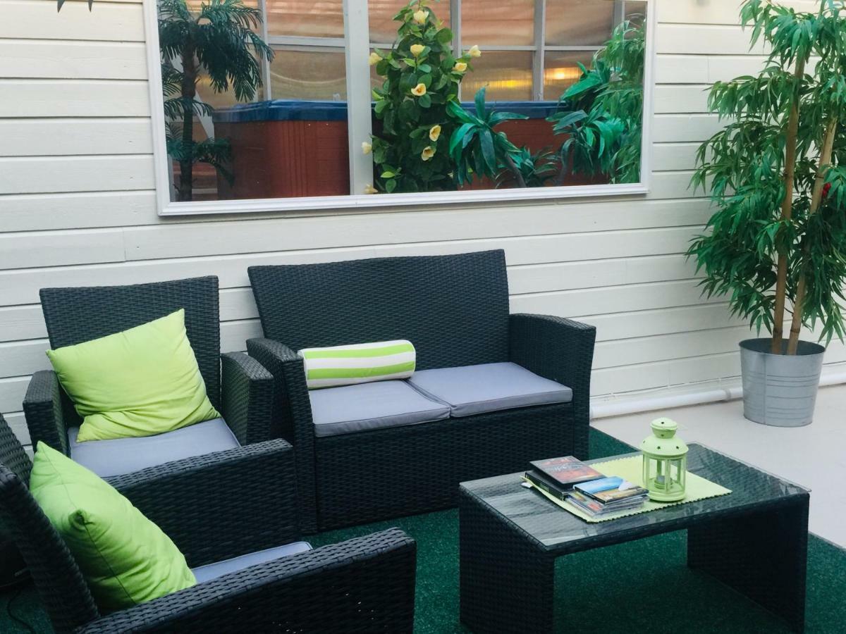 Hôtel Vikedal Relax Center Extérieur photo